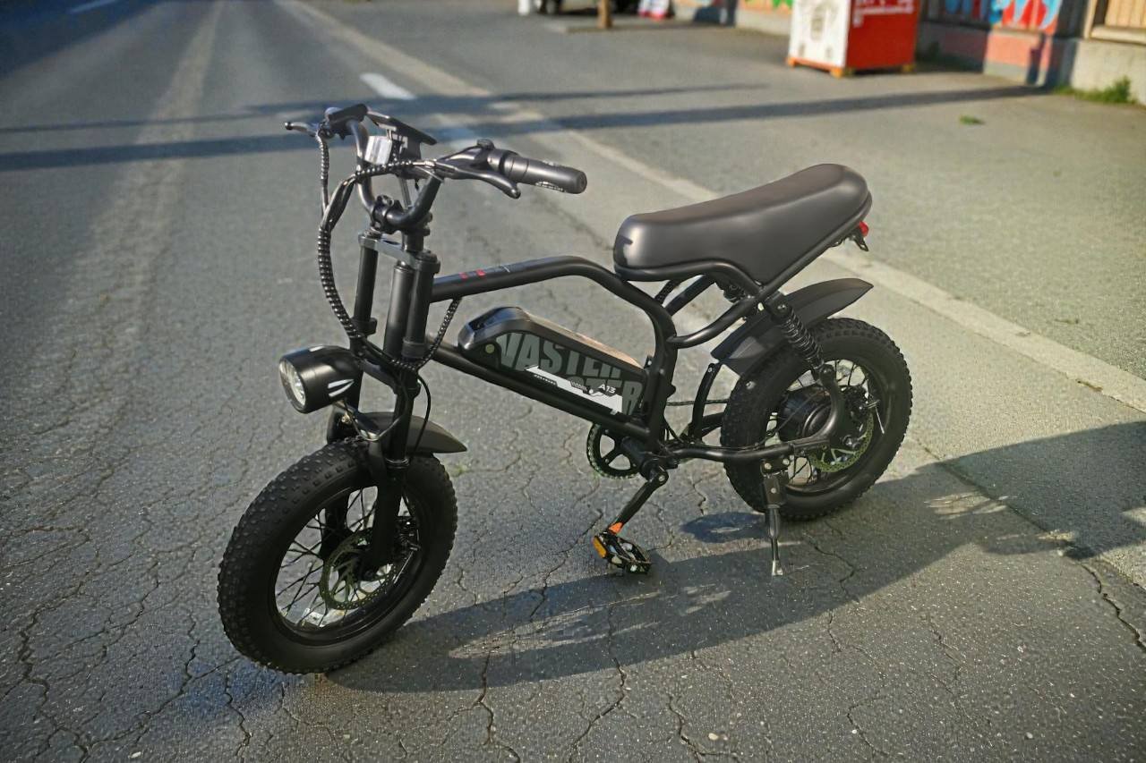 AVDLBIKE A13 Electric Bike Review: A Fun 16'' Fat-Tire Mini E-Bike
