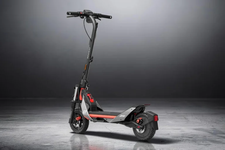 Segway ZT3 Pro Electric Scooter Review