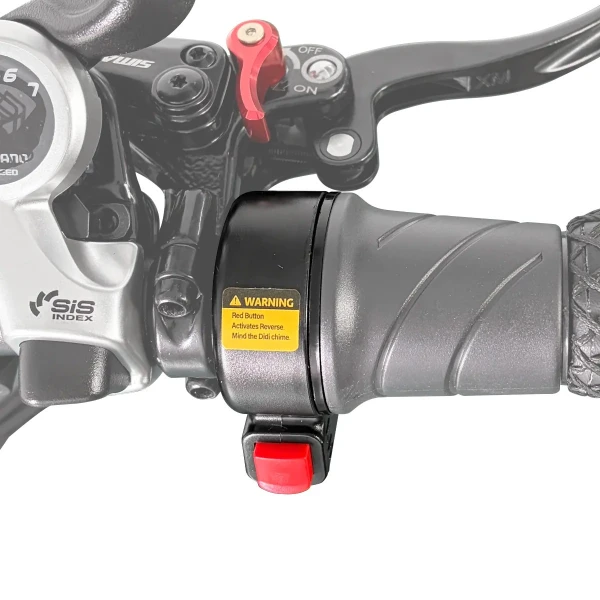 Early-version VTUVIA E-Cozy twist throttle and red reverse button